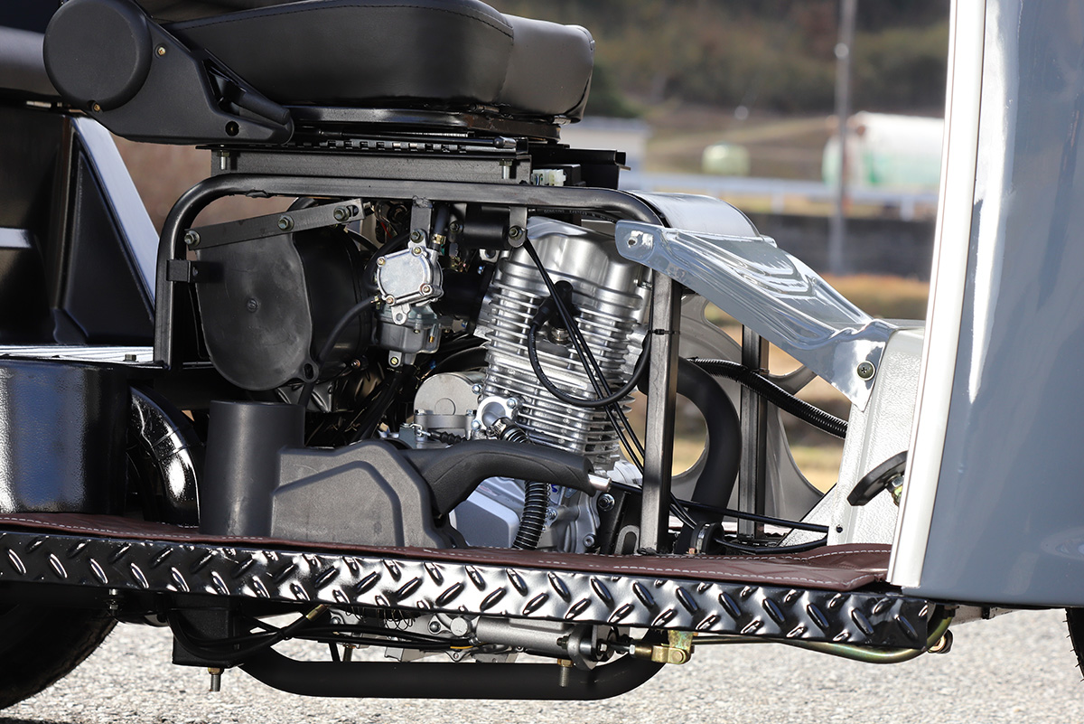 スペック /APtrikes250