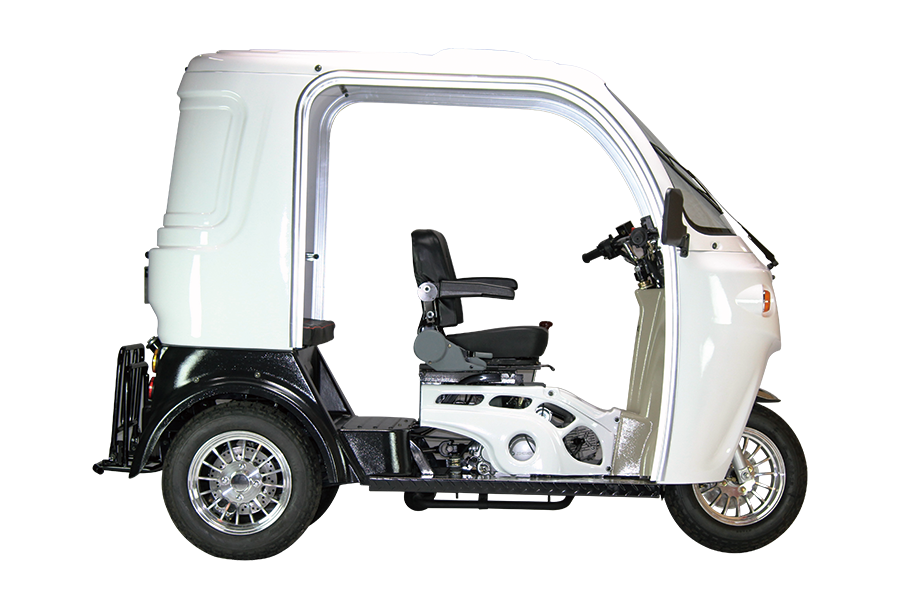 スペック /APtrikes125